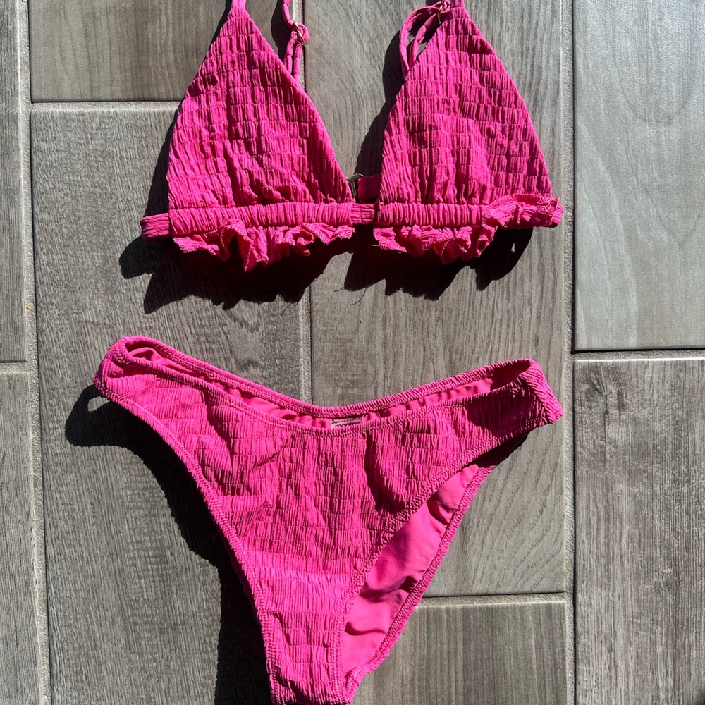 Montce hibiscus scrunch ruffle bikini top and lulu bottoms